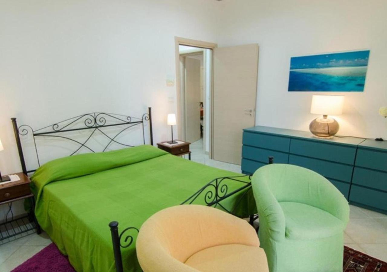 Fuori Rotta Holiday Home Maruggio Bagian luar foto